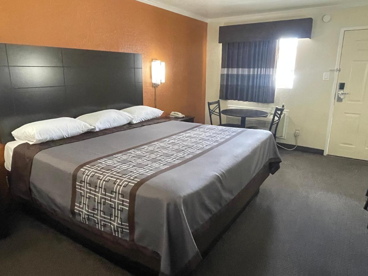 Lufkin Inn Kültér fotó